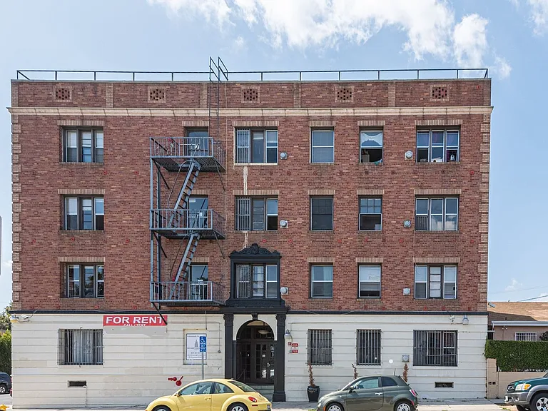 1059 S. Manhattan Pl — Photo 17