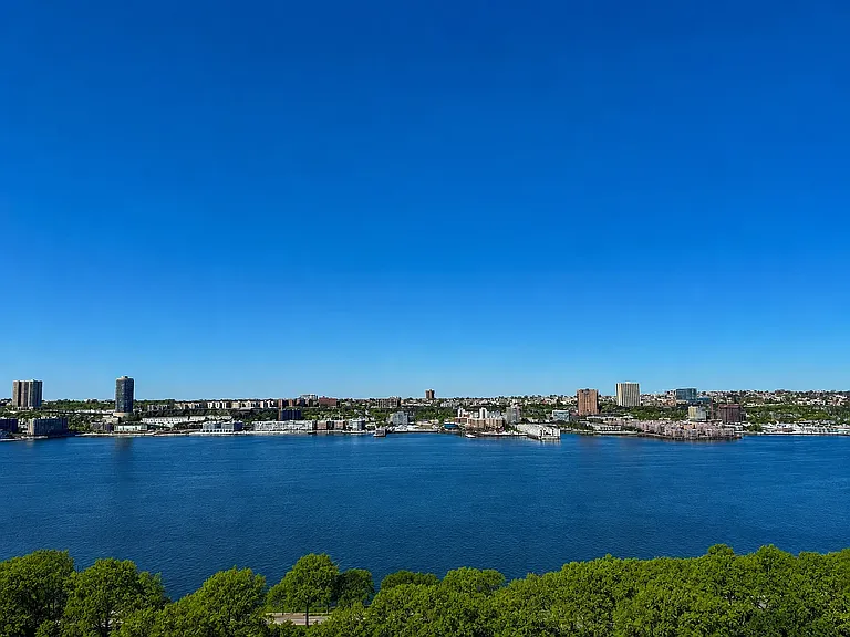 280 Riverside Dr #3F — Photo 10