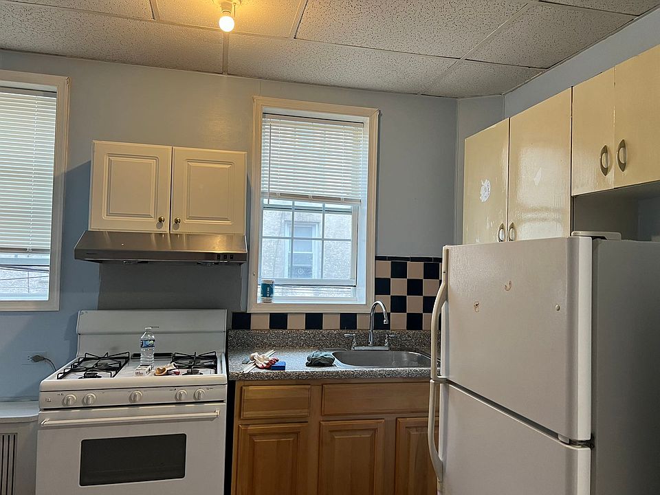 1st image of 2025 S 13th St #2F