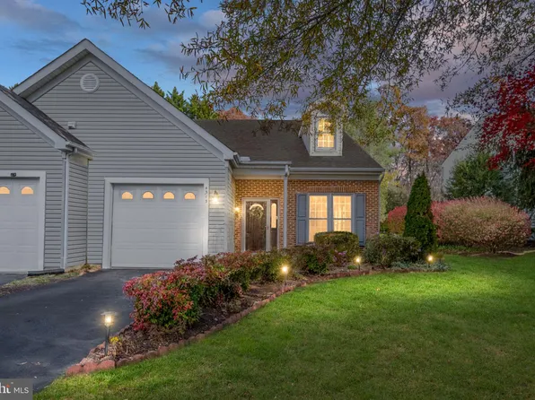 4313 Turnberry Dr, Fredericksburg, VA 22408