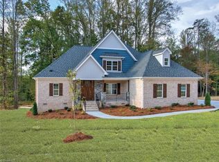 7701 Canter Ct, Oak Ridge, NC 27310