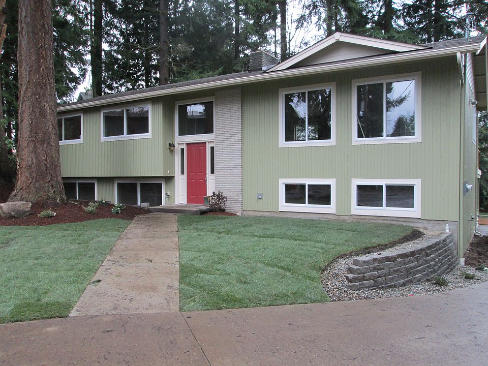 1st image of 16404 Burke Ave N