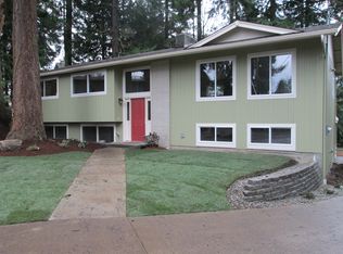 16404 Burke Ave N, Shoreline, WA 98133