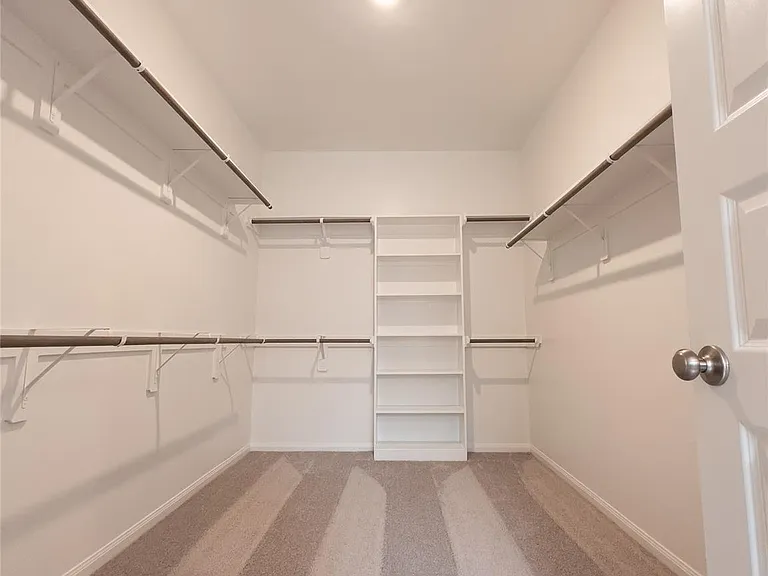 8015 Virginia Dr — Photo 14