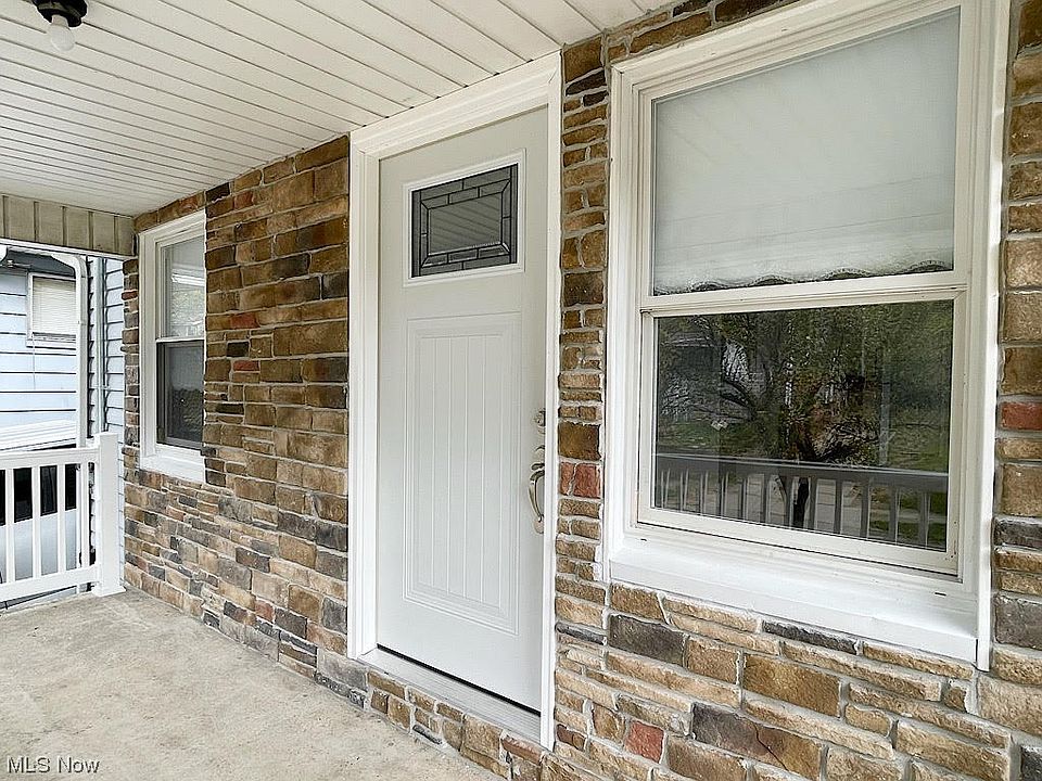 989 Big Falls Ave, Akron, OH 44310 Zillow