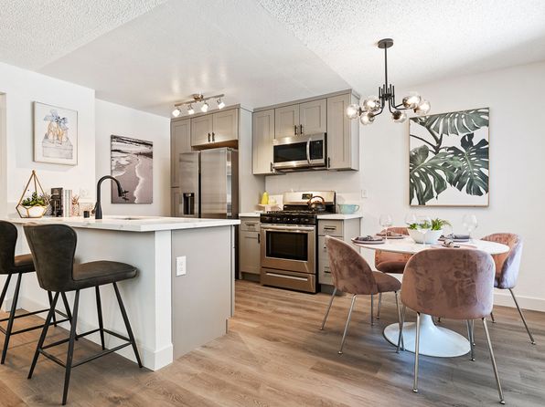 2301 E Market St #DA58716F5