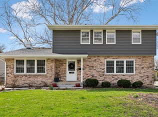 3306 48th Pl, Des Moines, IA 50310