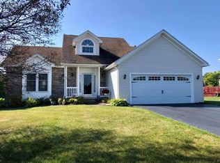 42 Hunting Spg, Rochester, NY 14624