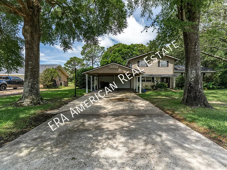 631 Country Club Ave — Photo 3