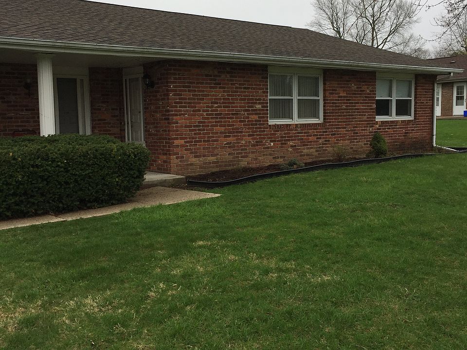 1st image of 5304 N Hemlock Dr