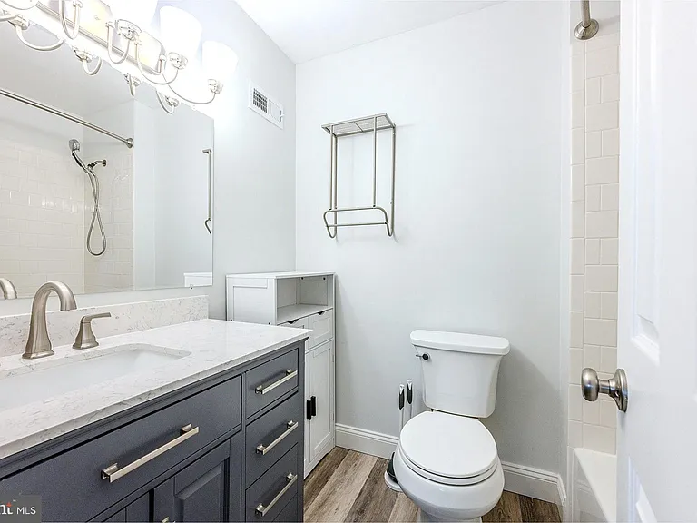 4116 Washington Blvd — Photo 18