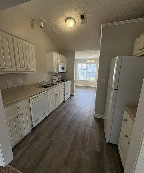 1213B Price Dr — Photo 6