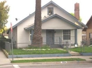 2034 N Summit Ave, Pasadena, CA 91103