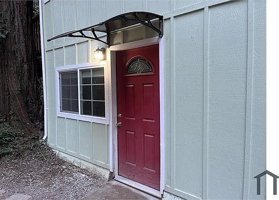 1st image of 822 River Dr