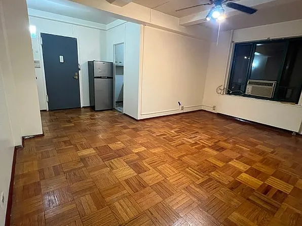 1410 East Ave APT 1B, Bronx, NY 10462