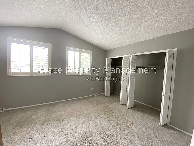 10870 Stuart Cir — Photo 10
