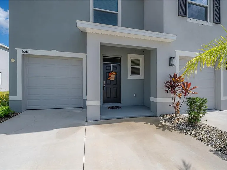16701 Maude Dr — Photo 3