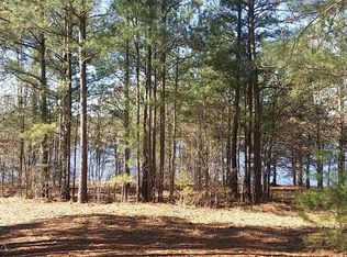 182 Ellens Point, West End, NC 27376