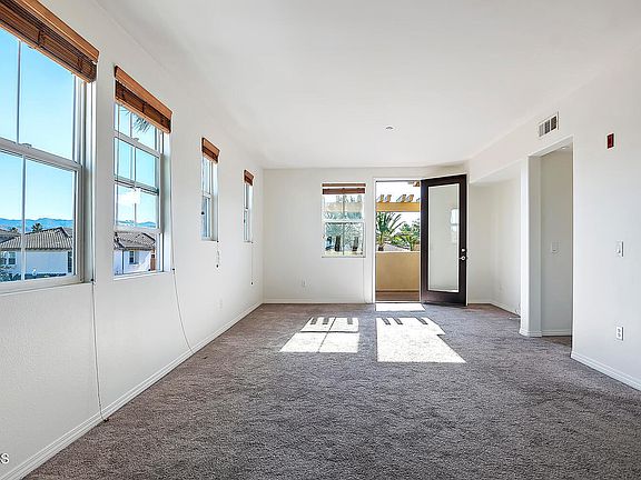 5th image of 242 Riverdale Ct APT 830