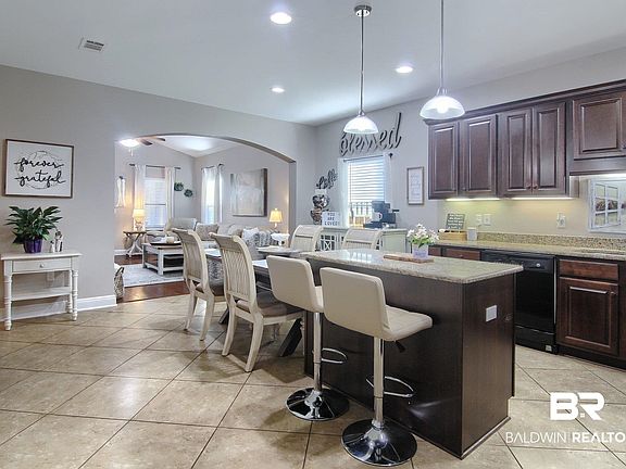 5th image of 4272 Ladybank St