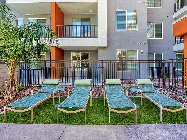 Alexan Park West — Photo 27