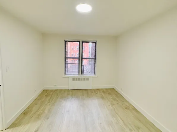 461 Central Park West image 2 of 7