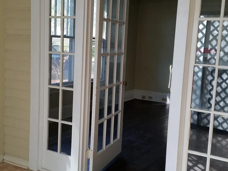 607 W 3rd Ave #A — Photo 3