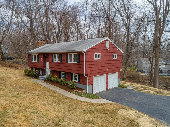 31 Ferndale Drive, Easton, CT 06612