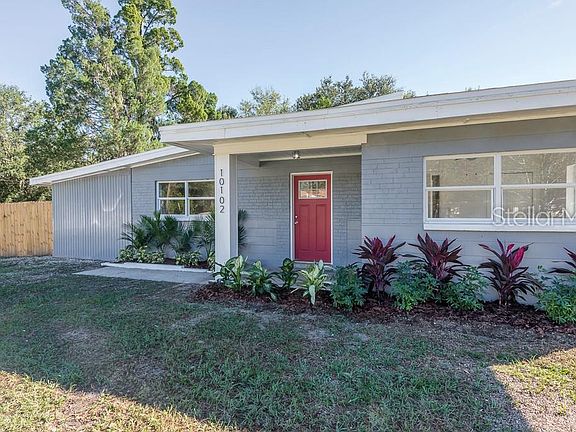 3rd image of 10102 Cliff Cir