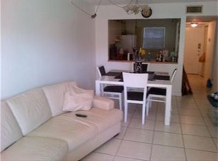 870 NE 207th Ter #1059, Miami, FL 33179