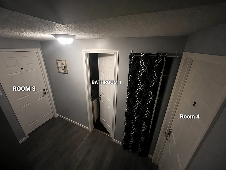 496 Grey St — Photo 25