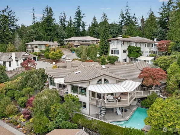 1220 Viewland Way, Edmonds, WA 98020