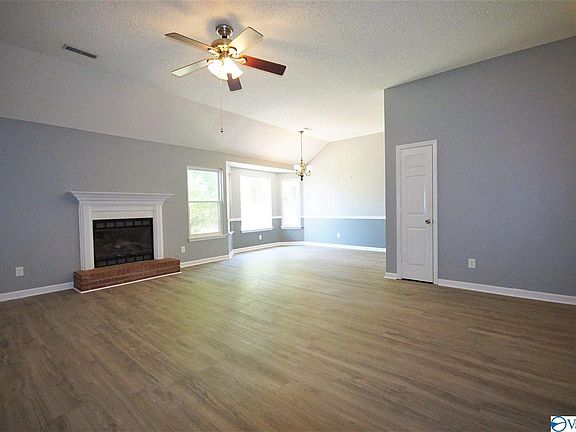 5th image of 129 Park Meadow Dr
