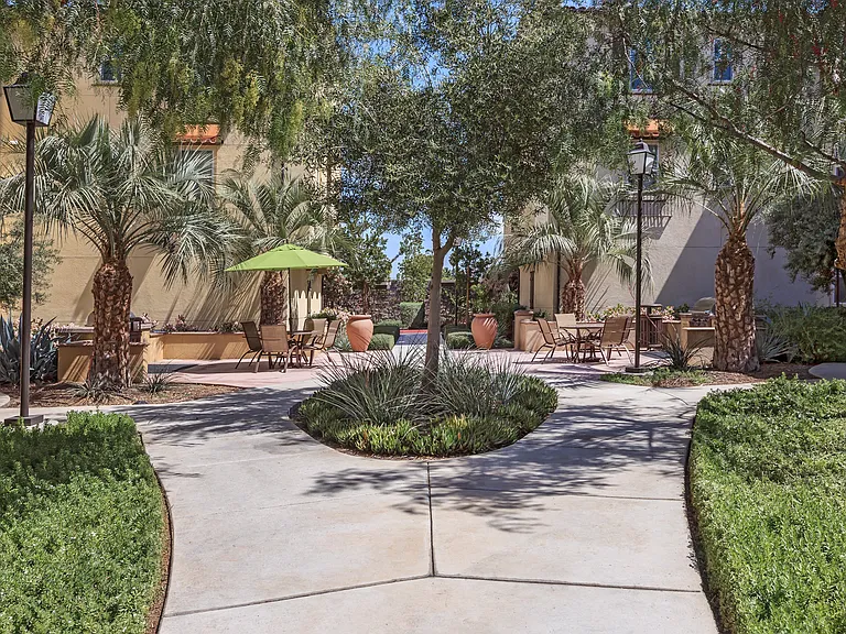 Paseos At Magnolia Luxury Apartments Homes — Photo 12