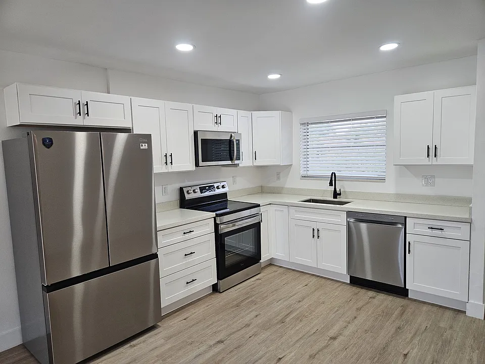 630 Southwind Cir #12