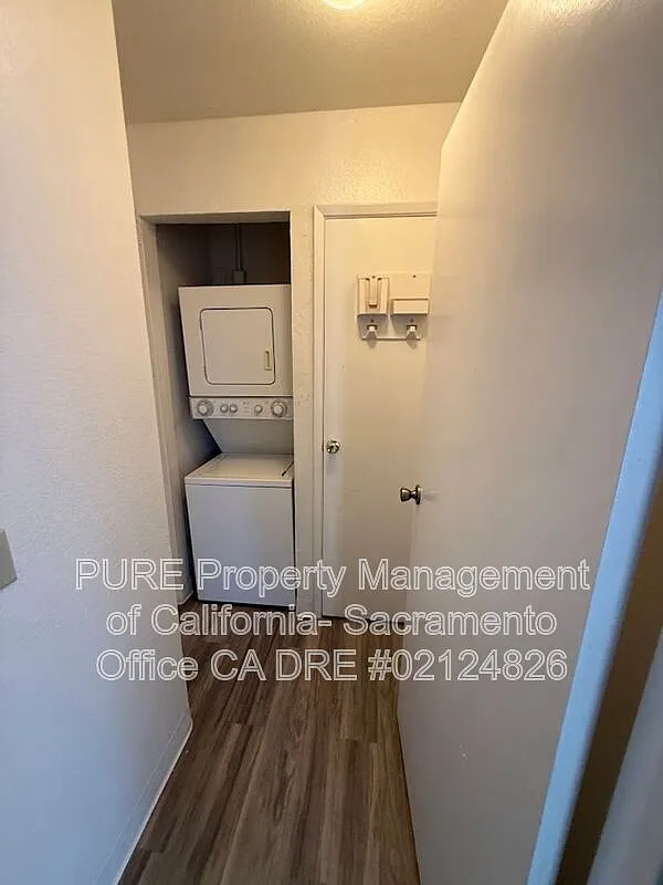 2 bed, 2.0 bath, 800 sqft, $1,650 — Photo 1