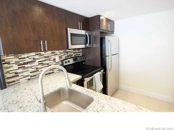 488 NW 165 Street Rd #B-410, Miami, FL 33169