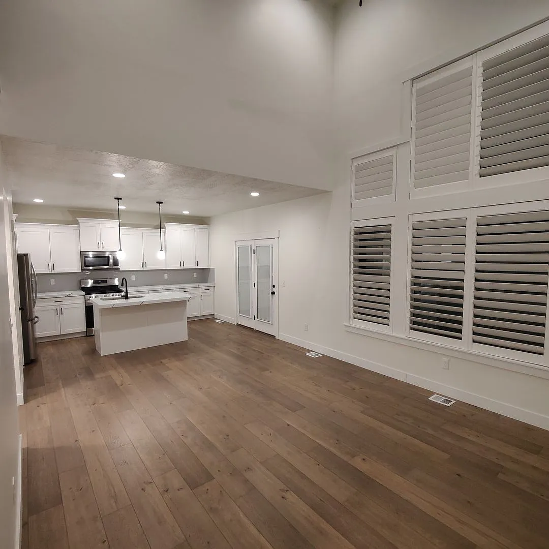 Beautiful-Pristine 4 Bedroom Condo for Rent in Midvale — Photo 3