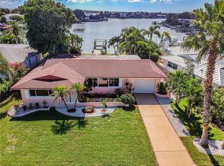 489 Harbor Dr N, Indian Rocks Beach, FL 33785