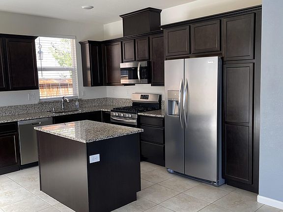 3rd image of 6670 Peppergrass Dr