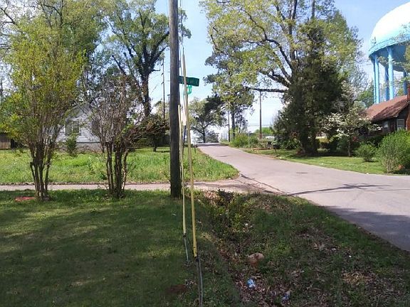 4th image of 3931 Virginia Dr