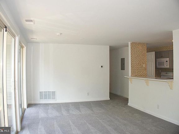 5th image of 33 Sequoia Ct