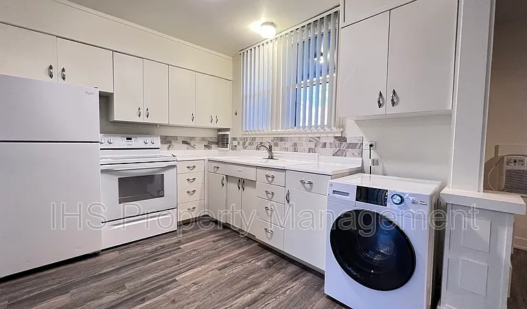 1209 George Washington Way #35 — Photo 1