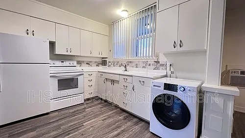 1209 George Washington Way #35 Photo 1