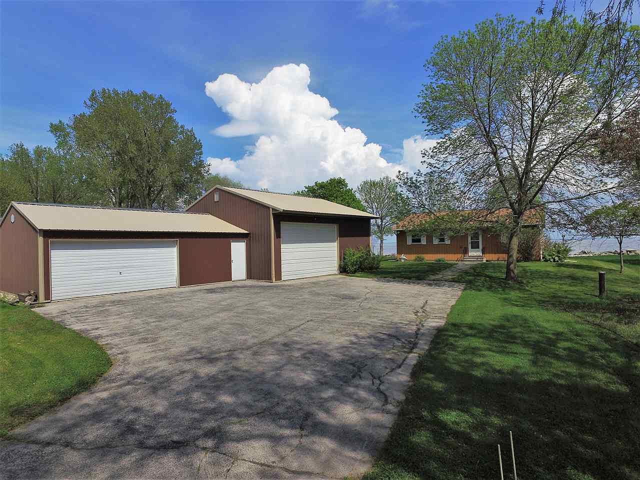 2656 Kunzer Beach Ln, Little Suamico, WI 54141 Zillow
