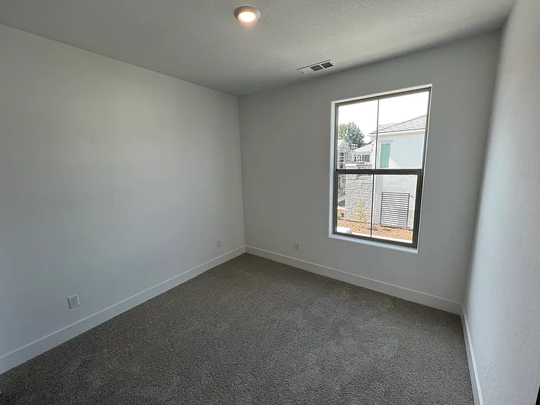 502 W Mahogany Ln — Photo 12
