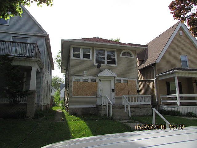 1st image of 3167 N Richards St
