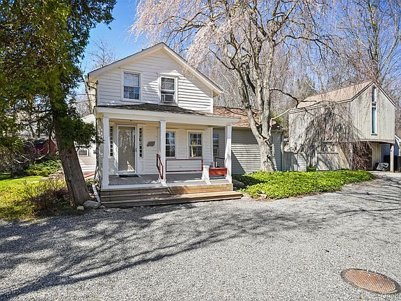 4th image of 182 Smith Ridge Road