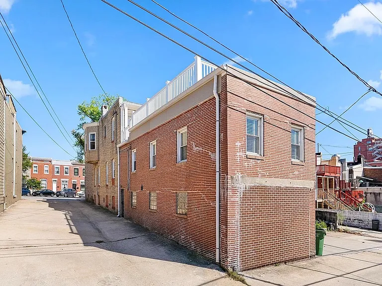 820 S Conkling St — Photo 17