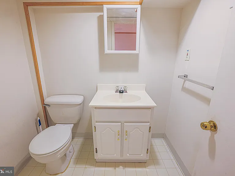 16 Hathaway Rd — Photo 13